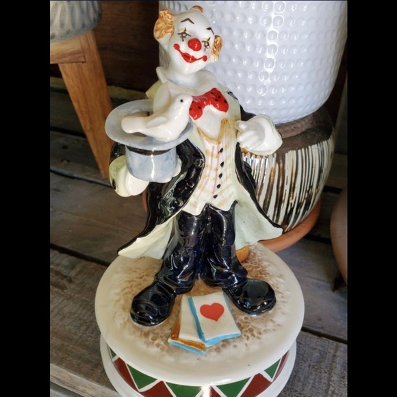 Vintage Schmid Company Ceramic Clown Music Box - Picture 1 of 6